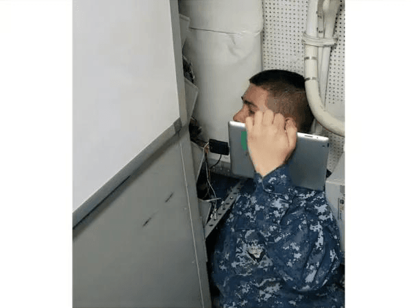 Portable Oscilloscope Makes Waves